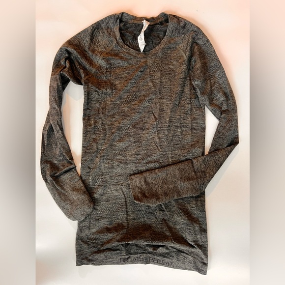 Lululemon Swiftly Tech Long Sleeve Heather khaki green size 4 - Picture 2 of 7